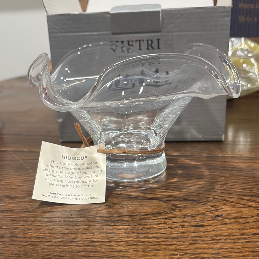 Vietri Clear Glass Hibiscus Bowl